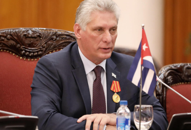 “DOČEKAT ĆE GA…”:  Miguel Diaz-Canel poslao poruku Trumpu koja je ODJEKNULA Washingtonom!
