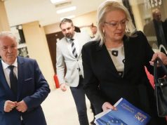 Revizori otkrili niz nepravilnosti u uredima čelnika FBiH: Sporno vozilo, transferi i javne nabavke