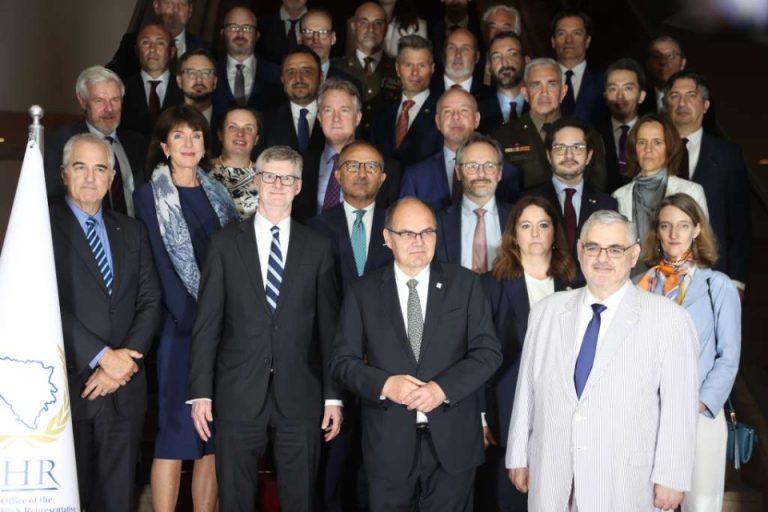 AMERIKANCI U AKCIJI: Favorit za Schmidtovog nasljednika poznat