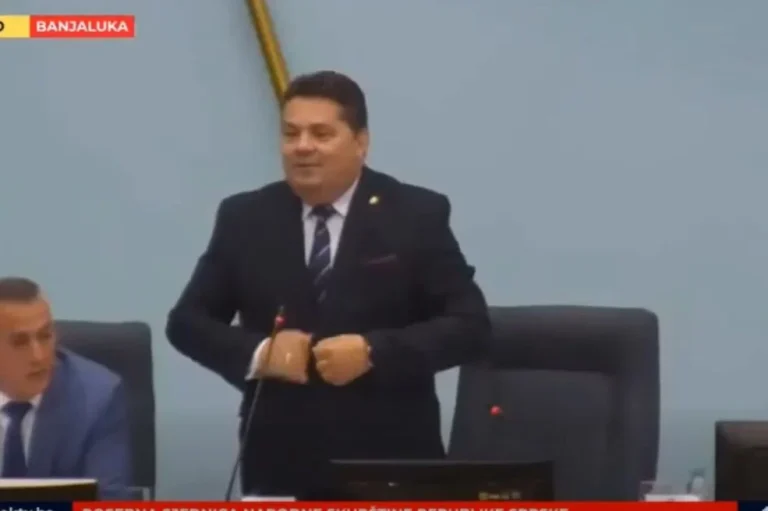Novi sukob u NSRS-u: Stevandić i Vukanović razmijenili teške optužbe tokom sjednice