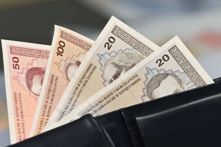 Grad u BiH ukida pomoć za novorođenčad: Roditelji ostaju bez naknada