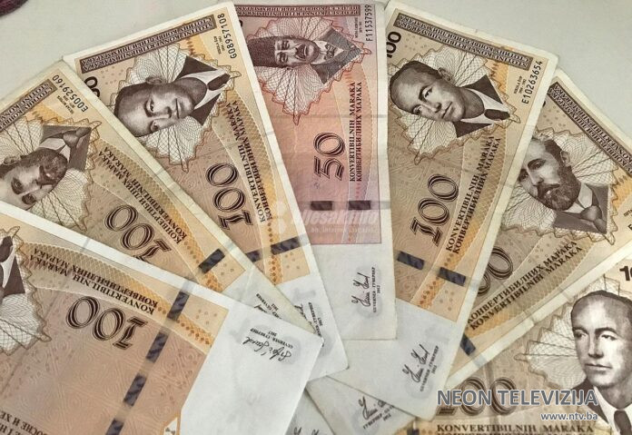 STIŽU VEĆI IZNOSI: Od 10. oktobra više novca za ove građane BiH, pogledajte detalje