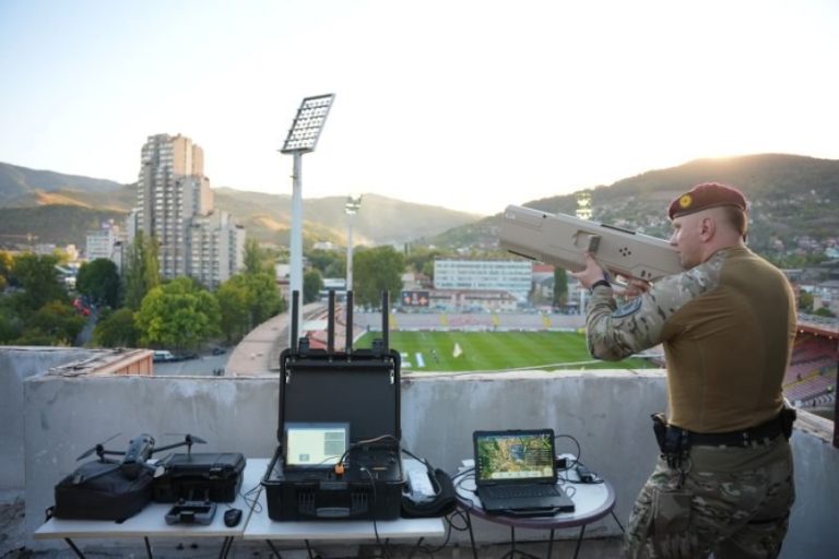 Specijalci MUP-a neutralisali devet neovlaštenih dronova iznad Bilinog